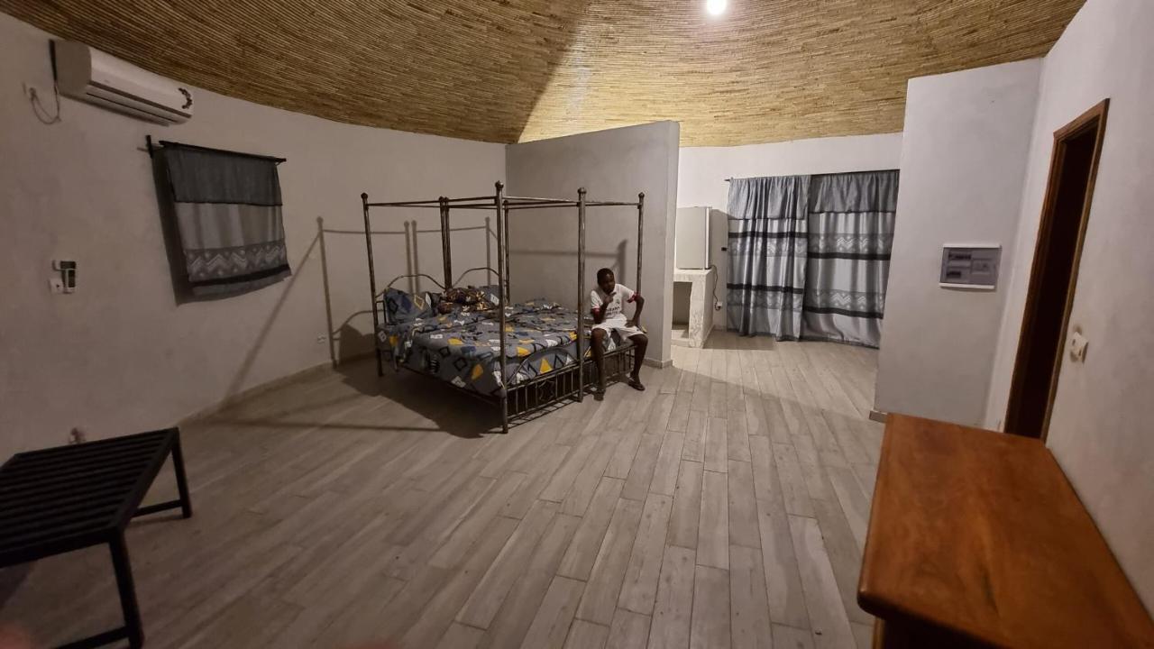 Les Fromagers Hotel Missirah Buitenkant foto